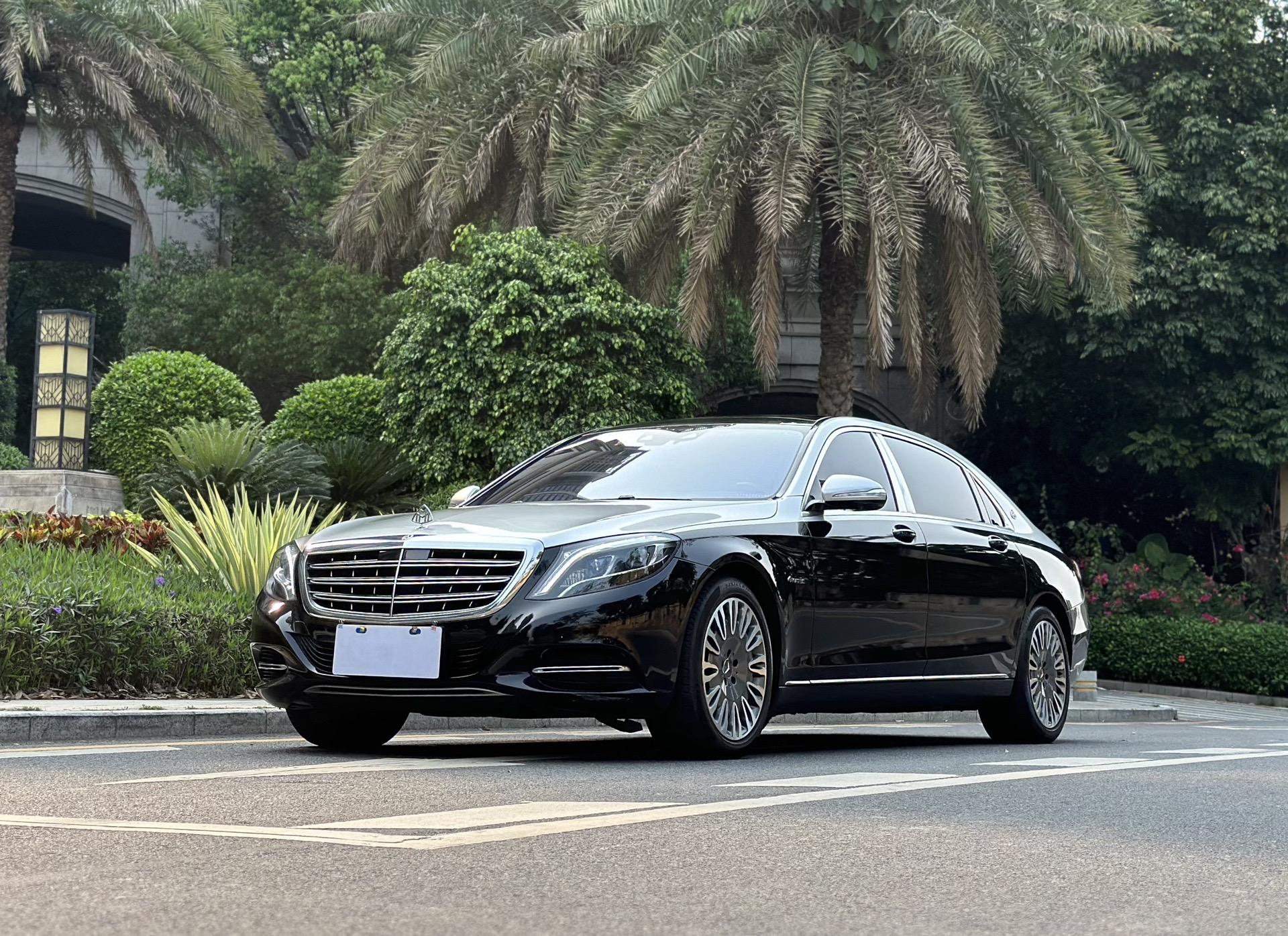 奔驰迈巴赫汽车